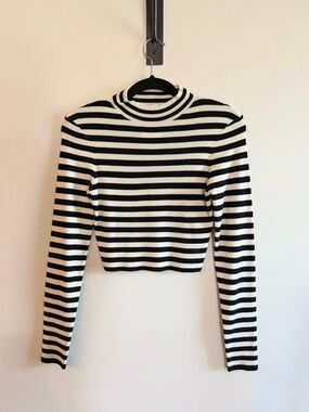Altar’d State Cropped Mock Neck